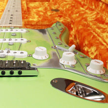 Load image into Gallery viewer, Boeing 747 Fender® Stratocaster® Guitar - Green