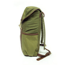 Load image into Gallery viewer, Sword &amp; Plough Signature Urban Rucksack - Green
